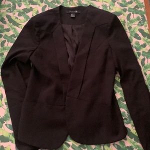 Small black work blazer with pockets